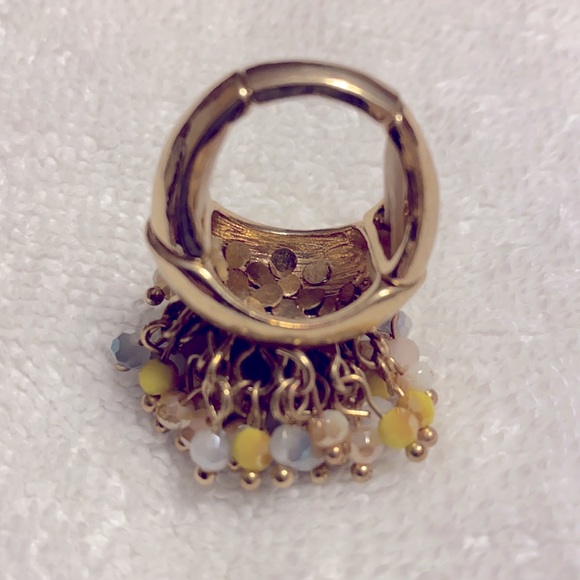 Fashion Jewelry - Cocktail Ring - Picture 3 of 3